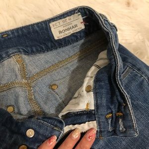 Diesel Jeans - Size 26 Diesel Wide legged jeans Diesel Jeans - Size 26 Diesel Wide legged jeans